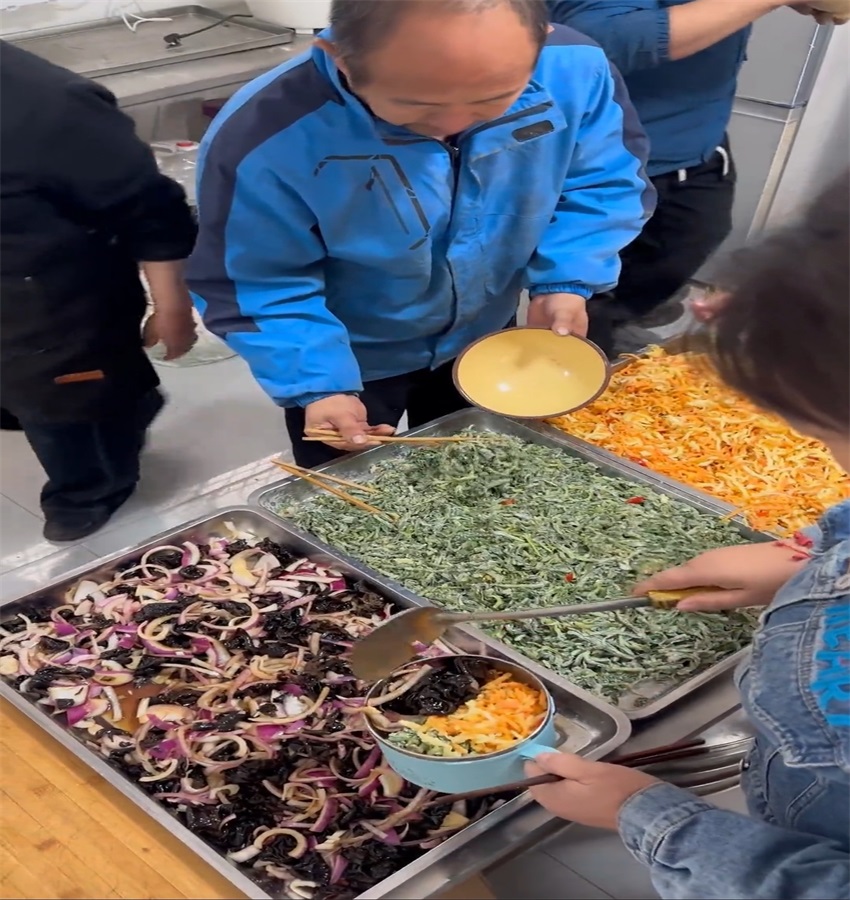 秋日“鲜”滋味！一口尝鲜暖人心